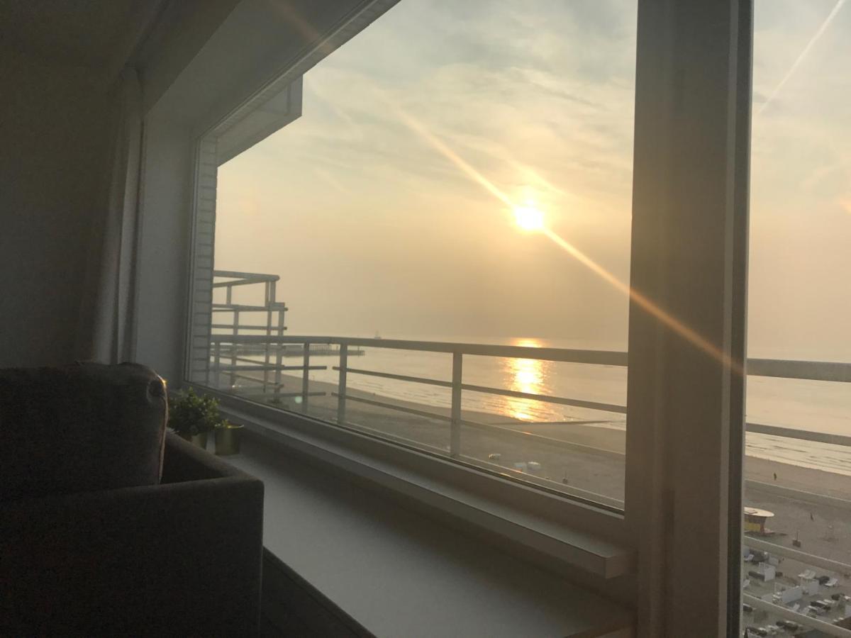 Beach Loft 9 Luxury Appartment With Ocean View Blankenberge Eksteriør billede